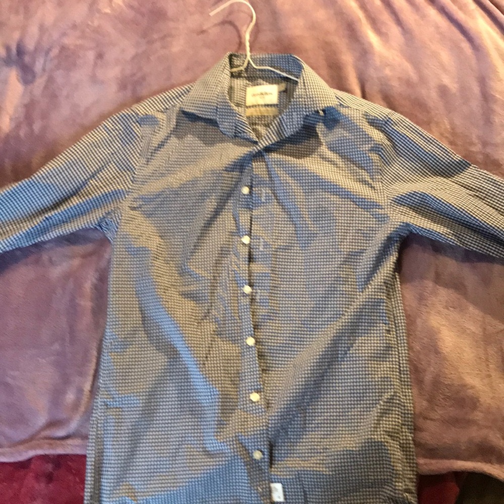 Good fellow button down dress shirt